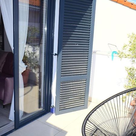 Apartmani Lavin Malinska Exterior photo